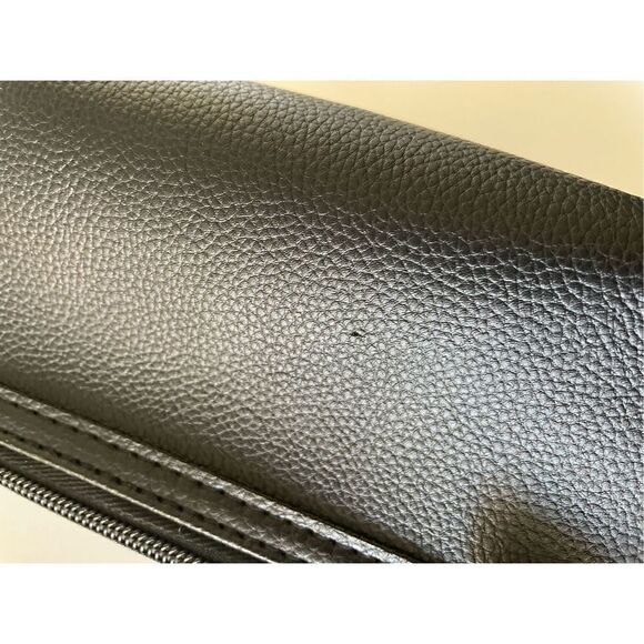 Shinola Detroit Cosmetics / toiletries/ Make up bag - Picture 8 of 12